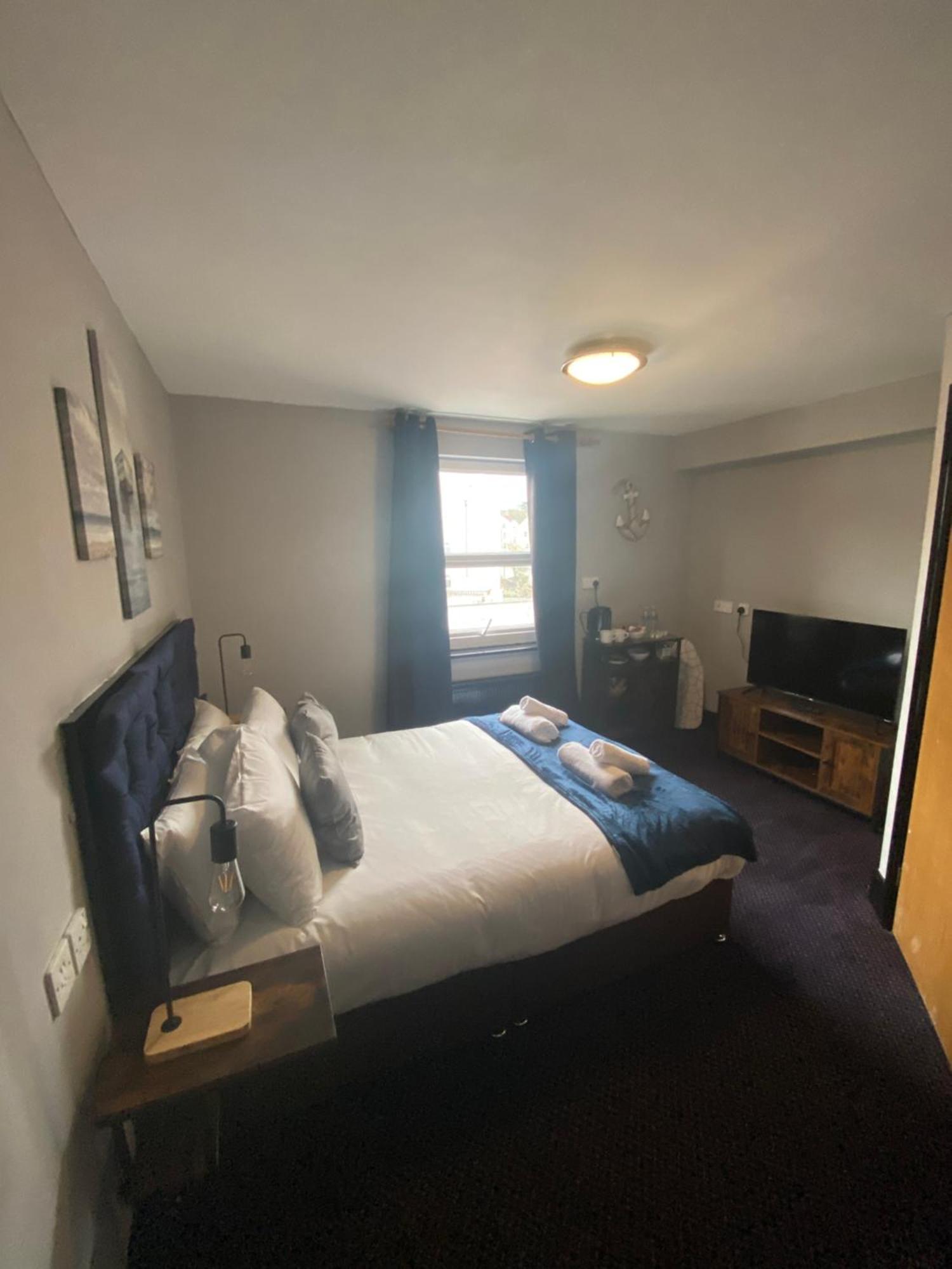Bay View Rooms At Mentone Hotel Weston-super-Mare Dış mekan fotoğraf