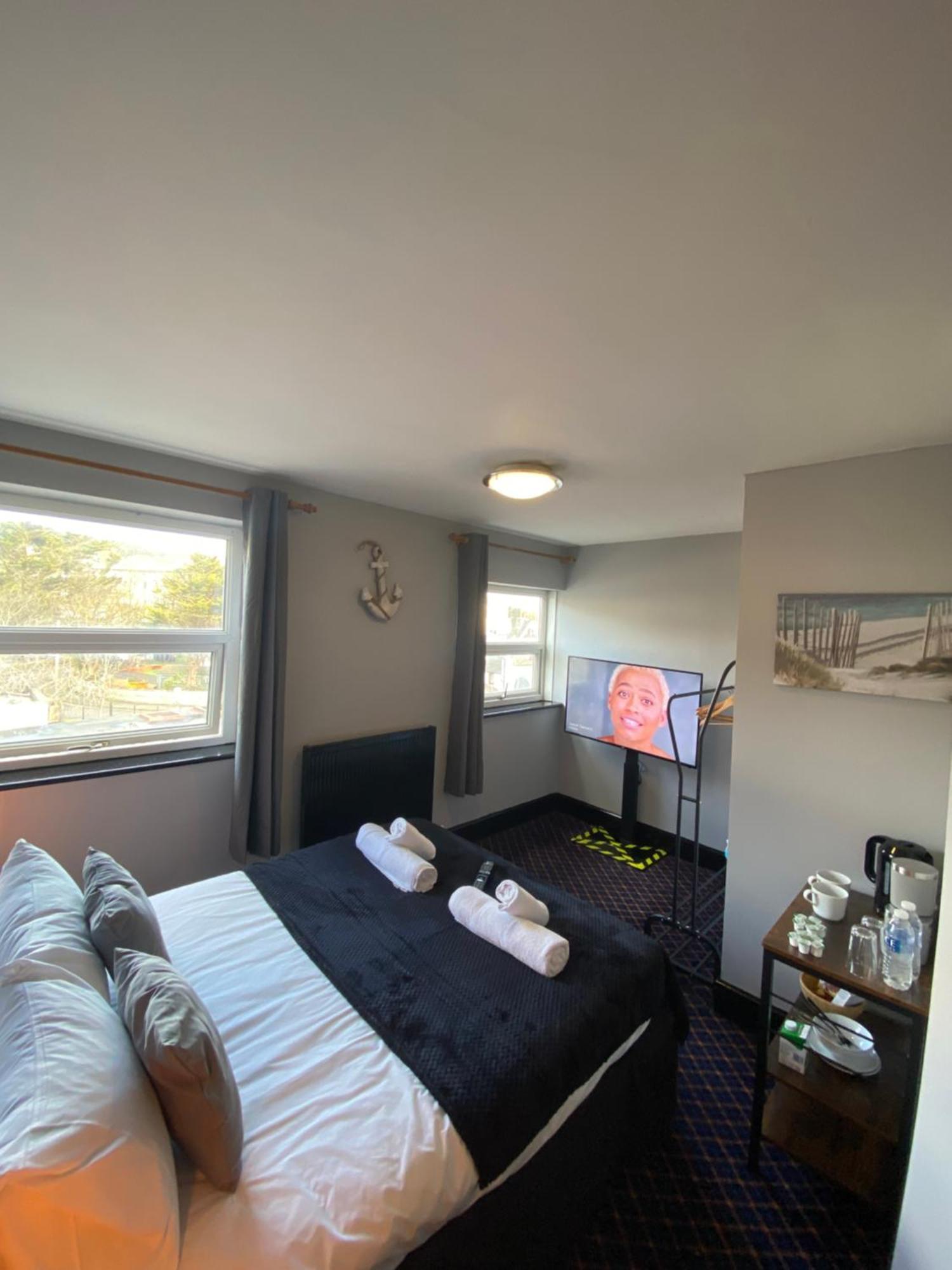Bay View Rooms At Mentone Hotel Weston-super-Mare Dış mekan fotoğraf