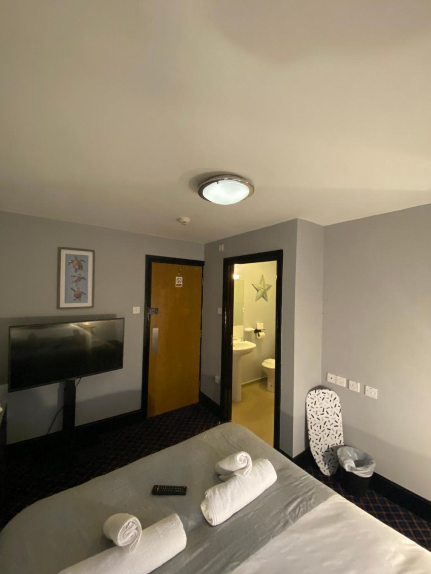 Bay View Rooms At Mentone Hotel Weston-super-Mare Dış mekan fotoğraf