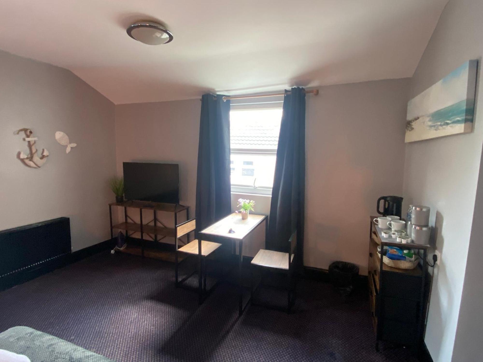 Bay View Rooms At Mentone Hotel Weston-super-Mare Dış mekan fotoğraf